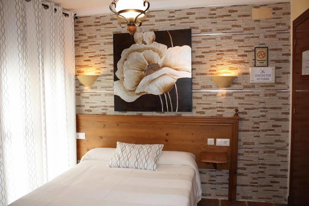 Hostal Costa De La Luz 콘일데라프론테라 외부 사진