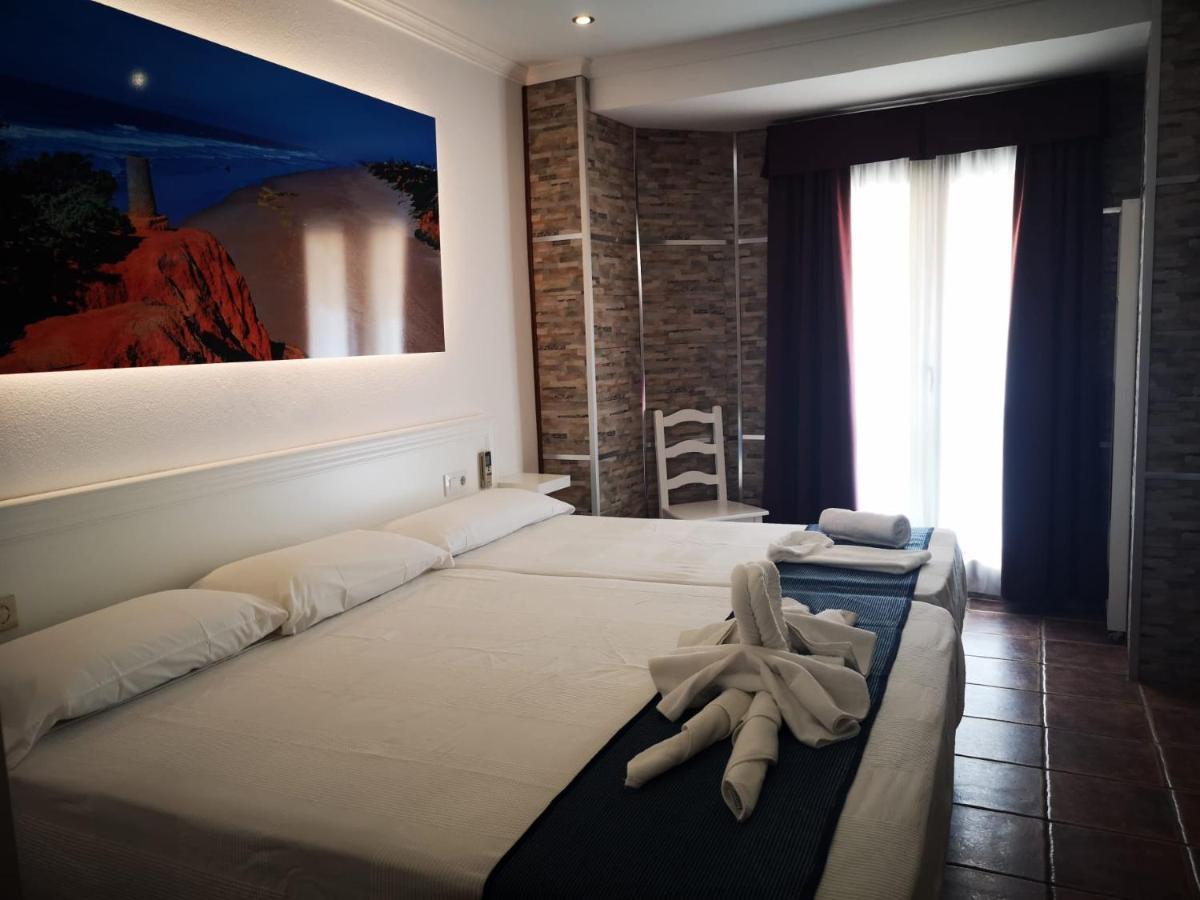 Hostal Costa De La Luz 콘일데라프론테라 외부 사진